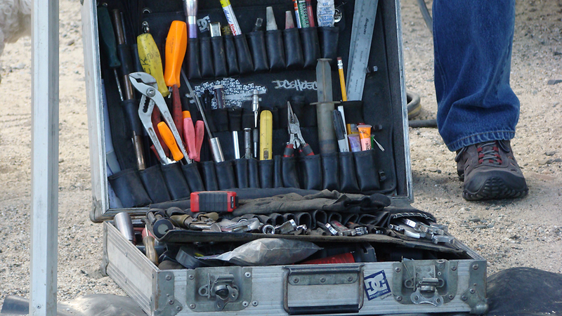 Illustration for article titled Ten Essential Pieces Of Automotive Survival Gear